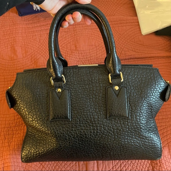 Burberry Clifton Convertible Tote Heritage Grained Leather Medium - Picture 3 of 15